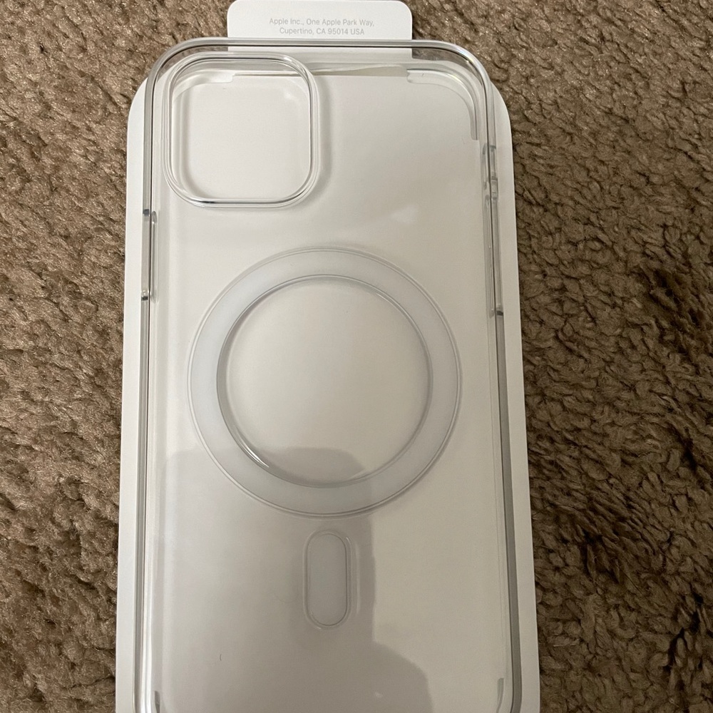 iPhone 12 pro case - Picture 4 of 4